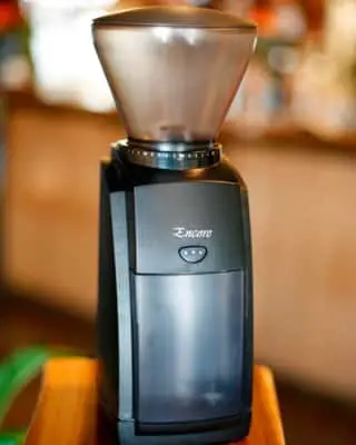 The Baratza Encore vs. Bodum Bistro Coffee Grinders